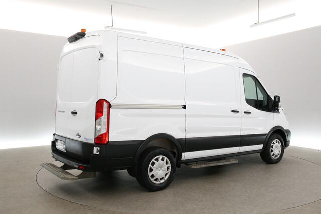 Ford TRANSIT 2.0 EcoBlue 170PK L2H2 | Airco | Camera | Cruise | 3-Zits | Carplay | Stoelverw. | Parkeersens.