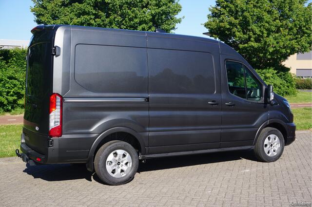 Ford TRANSIT 350M L2H2 Limited AUT-8 165PK BPM VRIJ Navi, Camera, Xenon, Lm Velg, Trekhaak!! NR. A113