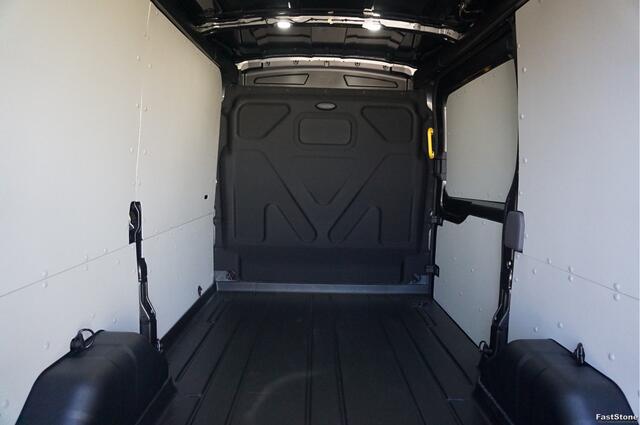 Ford TRANSIT 350M L2H2 Limited AUT-8 165PK BPM VRIJ Navi, Camera, Xenon, Lm Velg, Trekhaak!! NR. A113