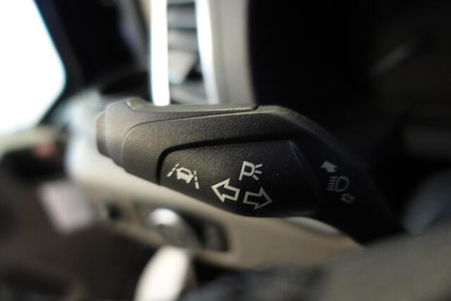 Ford TRANSIT 310 2.0 TDCI L2H2 Trend Airco Bluetooth Camera Cruise Control Navi