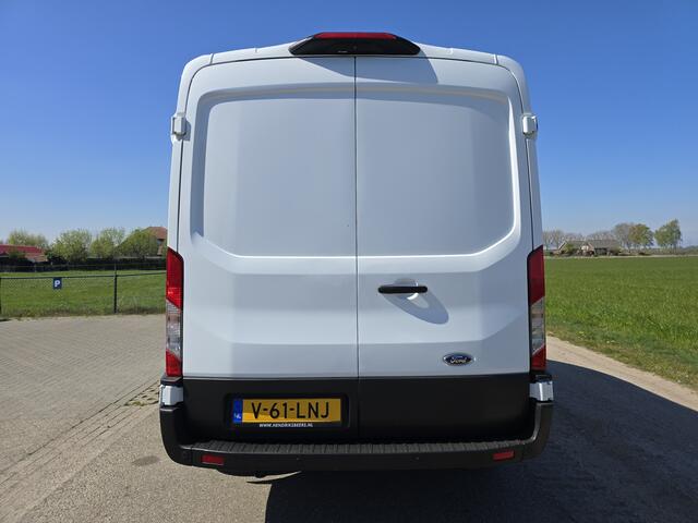 Ford TRANSIT 350 2.0 TDCI L3H2 Trend - 130 Pk - Euro 6 - ParkeerCamera - Airco - Cruise Control