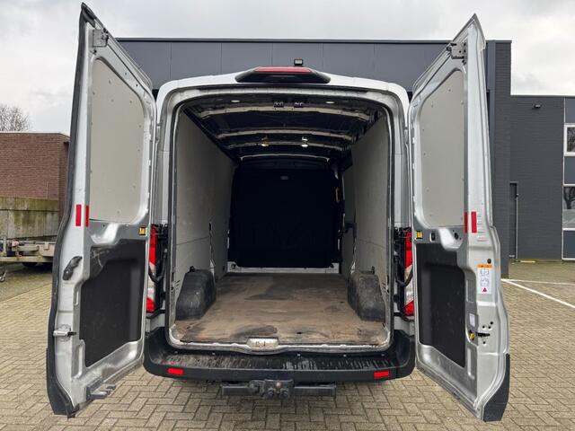 Ford TRANSIT 330 2.0 TDCI 130pk L3H2 Trend NAP / Airco / Raptor Grill / Trekhaak
