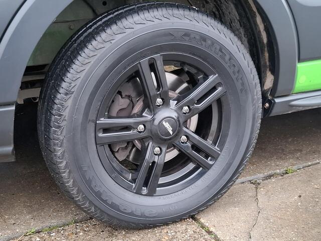 Ford TRANSIT 350 2.0 TDCI L3H2 DC Trend DUBBEL CABINE / TREKHAAK / NAVI / CAMERA