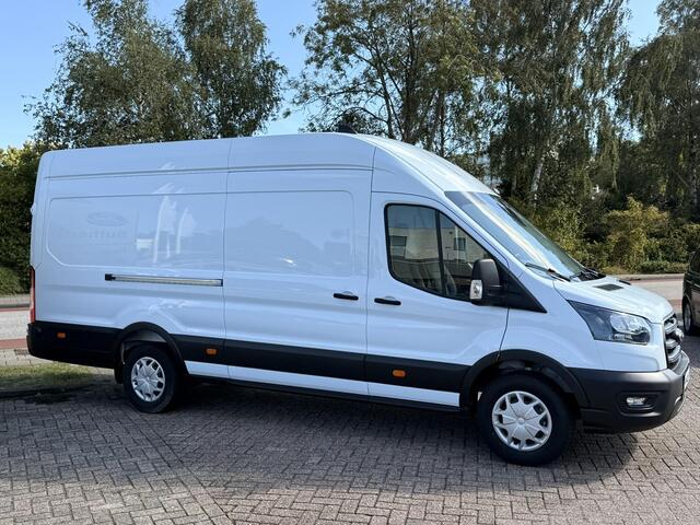 Ford TRANSIT 350 2.0 TDCI L4H3 Trend RWD | 130pk | Navigatiesysteem SYNC4 | Stoelverwarming | Elektrisch inklapbare buitenspiegels | Elektrisch verstelbare bestuurdersstoel | Passagiersairbag | Allweather banden | Laadruimte beschermingspakket | 150 watt/230V aanslui