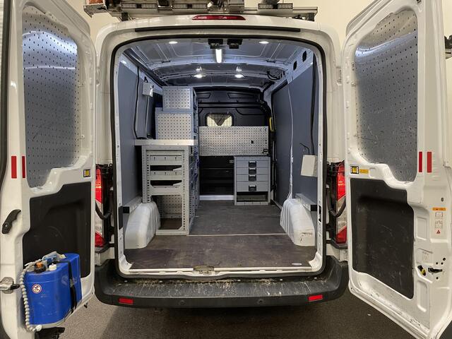Ford TRANSIT 350 2.0 TDCI 130pk L2H2 Trend Imperiaal + ladder Navigatie Camera Parkeersensoren Cruise Control Stoelverwarming Airco Ingebouwde kasten Houten laadvloer