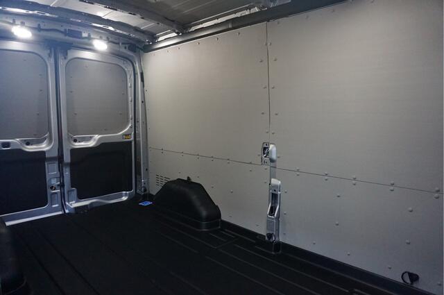 Ford TRANSIT 350L 130PK AUT L3H2 BPM VRIJ!! Sync4 Navi, 360 Camera, LM Velg, Trekhaak!! NR. A254