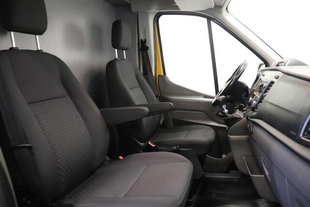 Ford TRANSIT 2.0 TDCI 130PK L3H2 EURO 6 - Airco - Cruise - PDC - Trekhaak - ¤ 13.950,- Excl.