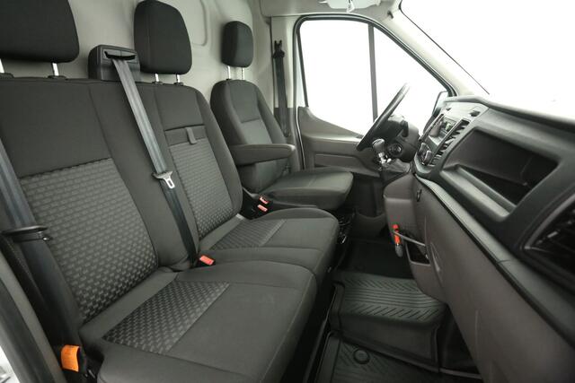 Ford TRANSIT 2.0 TDCI L3H2 | 2800kg Trekgew. | Airco | Cruise | 3 Zits | Trekh. | Parkeersens.