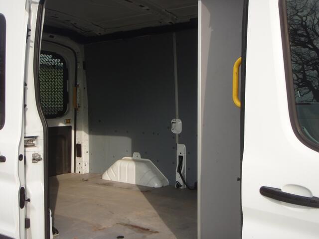 Ford TRANSIT 350 L2H2 zeer nette Trend 88503 km bj 2019