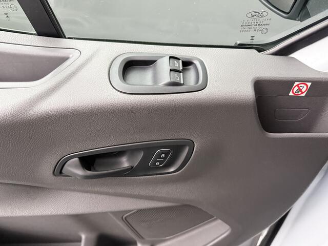 Ford TRANSIT 130PK L4H3 Jumbo | Camera | Trekhaak | 3-Zits | Airco | Cruise | Betimmering