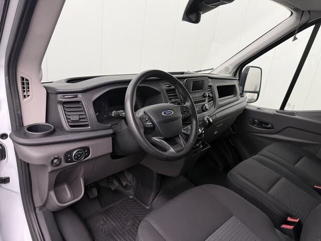 Ford TRANSIT 2.0TDCi 130PK L3H2 | Airco | Cruise | 3-Zits | Betimmering