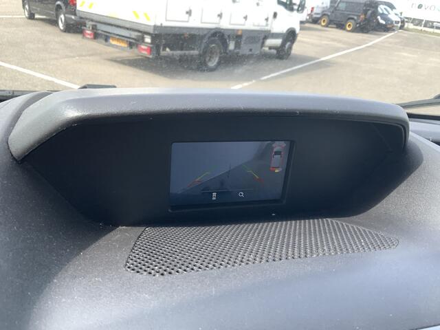 Ford TRANSIT 350 2.0 TDCI L3H2 Ambiente