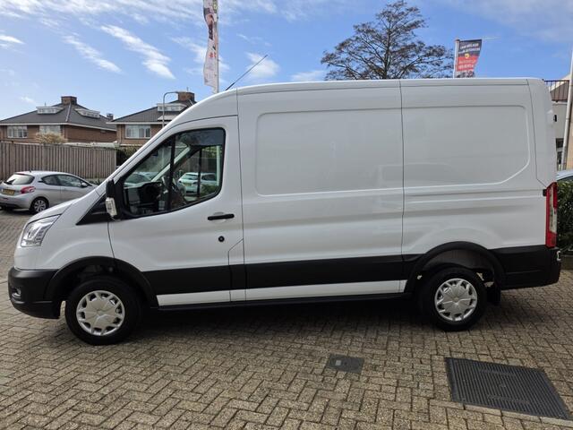 Ford TRANSIT 310 2.0 TDCI L2H2, Trekhaak, Camera, Navigatie