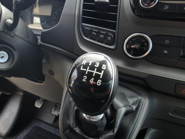 Ford TRANSIT 310 2.0 TDCI L2H2, Trekhaak, Camera, Navigatie