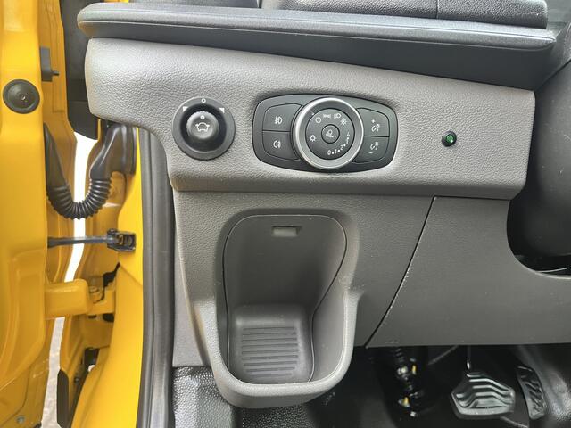 Ford TRANSIT 350 2.0 TDCI L5 RWD 170pk Openlaadbak Pick-up Airco Trekhaak 2991kg Actiebord laadbak 440 cm lange laadbak Bluetooth telefoon voorbereiding. Euro 6 open laadbak P-up Bakwagen