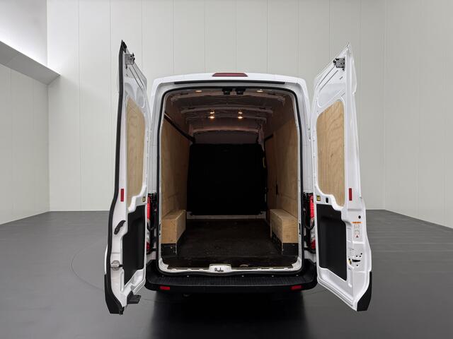 Ford TRANSIT 2.0TDCi 130PK L3H3 | Multimedia | Airco | Cruise | 3-Zits