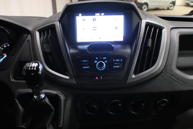 Ford TRANSIT nieuwe NIEUWE MOTOR OPEN LAADBAK DUBBELLUCHT Ford Transit met nieuwe NIEUWE MOTOR OPEN LAADBAK DUBBELLUCHT TREKHAAK 2800KG