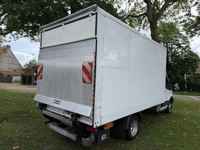 Ford TRANSIT 350 2.0 TDCi | 3 Personne. | Euro 6 | 6 Banden |