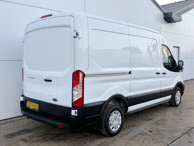 Ford TRANSIT 2.0 TDCI 130PK L2H2 Airco Cruise Control Lane Assist Parkeersensoren v+a Voorruitverwarming