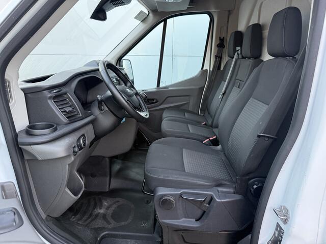 Ford TRANSIT 2.0 TDCI 130PK L2H2 Airco Cruise Control Lane Assist Parkeersensoren v+a Voorruitverwarming