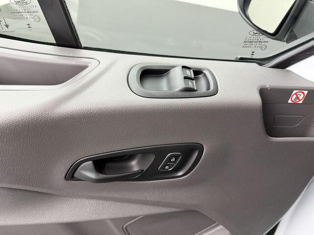 Ford TRANSIT 2.0TDCi 130PK L3H2 | Airco | Cruise | Camera | 3-Zits | Betimmering