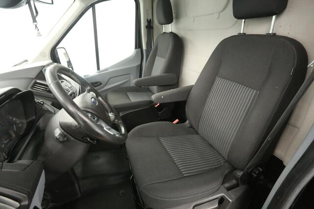 Ford TRANSIT 2.0 TDCI L2H2 | Airco | Cruise | Camera | 3 Zits | Trekhaak | Carplay | Navi