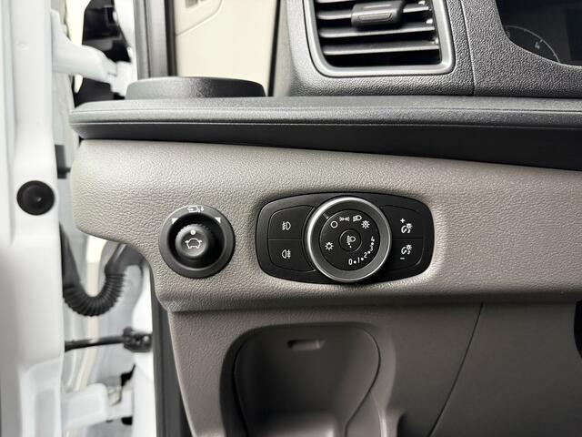 Ford TRANSIT 2.0TDCI 130PK L2H2 | Airco | Cruise | 3-Zits | Betimmering