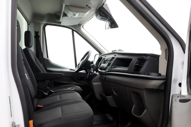 Ford TRANSIT 350 2.0 TDCI 130pk Trend Bakwagen met laadklep 06-2022
