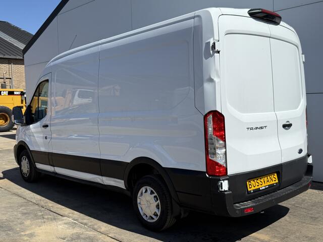 Ford TRANSIT 2.0 TDCI 130PK L3H2 Airco Cruise control Parkeersensoren v+a Camera Voorruitverwarming