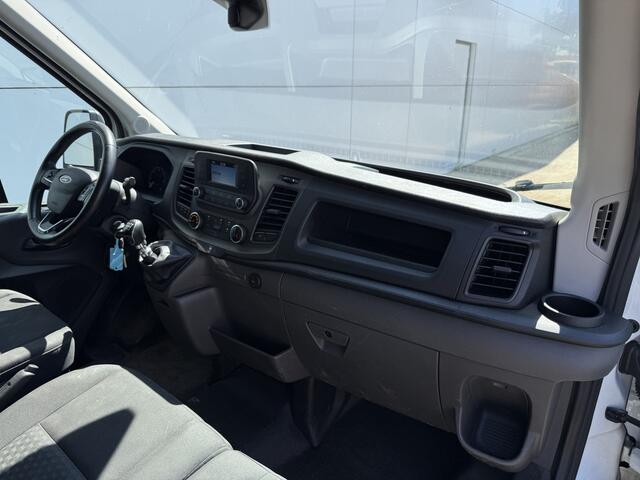 Ford TRANSIT 2.0 TDCI 130PK L3H2 Airco Cruise control Parkeersensoren v+a Camera Voorruitverwarming