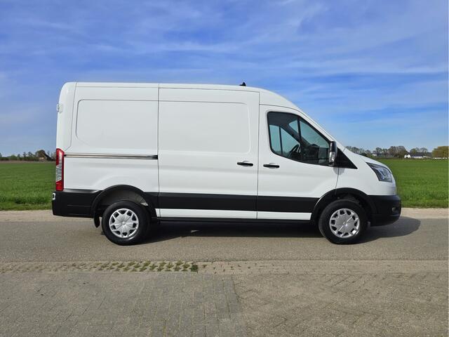 Ford TRANSIT 350 2.0 TDCI L2 H2 - 130 Pk - Euro 6 - Airco - Cruise Control