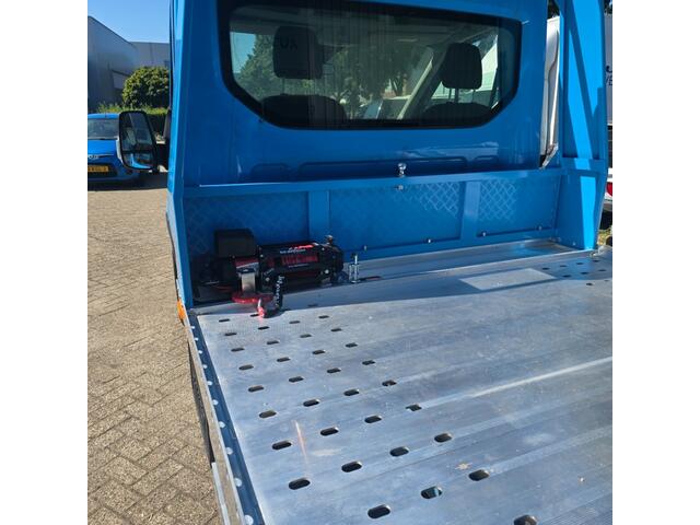 Ford TRANSIT 2.0 Ecobleu oprijwagen