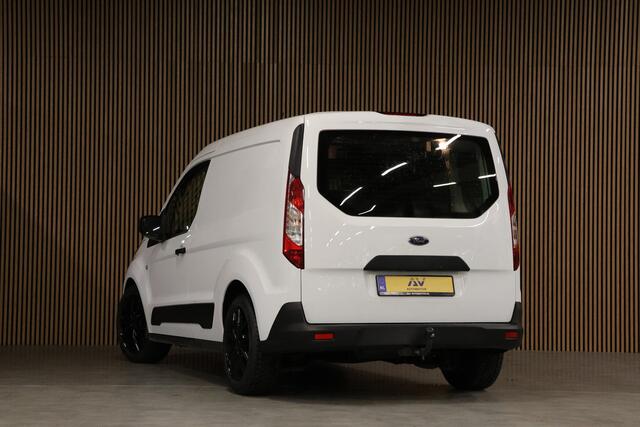Ford TRANSIT CONNECT 1.0 Ecoboost 100 PK | CarPlay | Camera | Stoelverwarming | Trekhaak | Airco | Bluetooth | BPM Vrij | Nieuwe APK | Onderhoudsbeurt