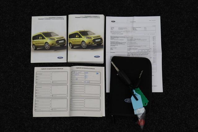 Ford TRANSIT CONNECT 1.6 TDCI L2 Trend 2016 MARGE | 1e eigenaar | NAP | Airco | Elektrische ramen | Trekhaak | USB | Verwarmde voorruit |