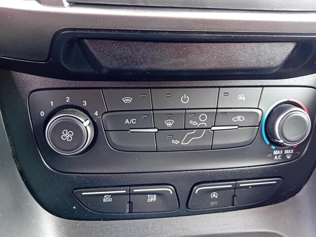 Ford TRANSIT CONNECT 100pk L2 Trend Automaat Trekhaak Airco Navi Cruise