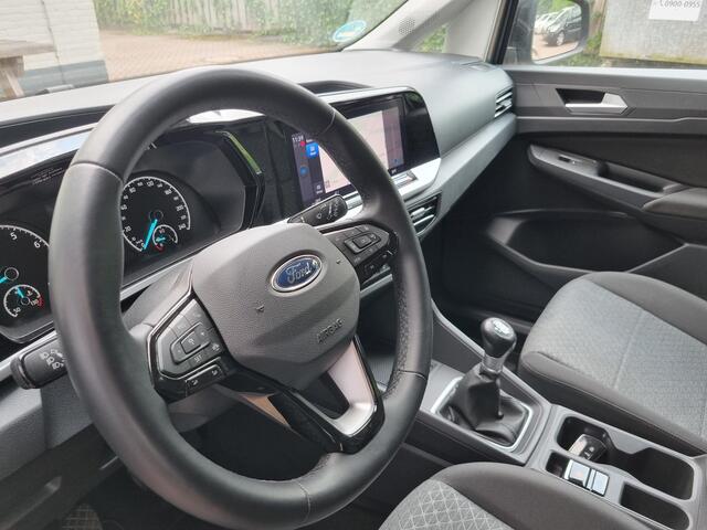 Ford TRANSIT CONNECT 1.5 Titanium NAVI / CAMERA / TREKHAAK / CRUISE / PDC