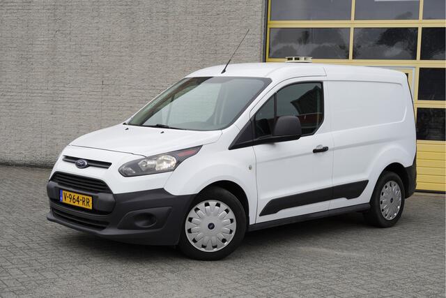 Ford TRANSIT CONNECT 1.5 TDCI L1 Economy Edition BJ2018 Trekhaak | Airco | Cruise control | Stuurbekrachtiging | Getint glas | Tussenschot | Achterdeuren | Zijdeur