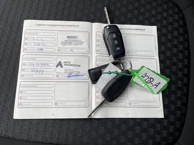 Ford TRANSIT CONNECT 1.5 EcoBlue E6 100pk L2 Trend BPM Vrij! Lease ¤220 p/m, Airco, Navi +Camera, PDC, Volledig onderhoudshistorie aanwezig