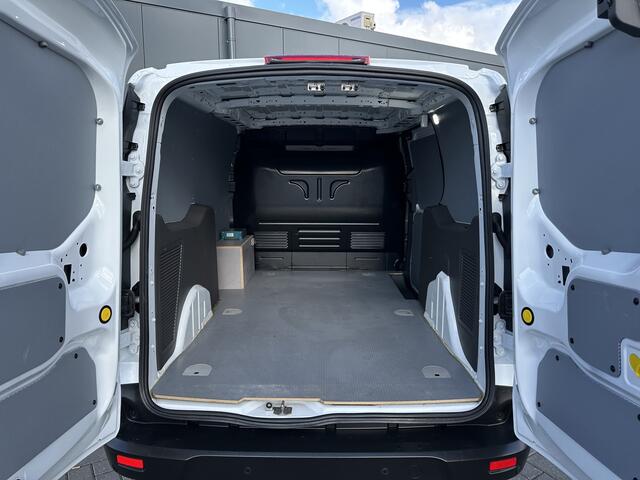 Ford TRANSIT CONNECT 1.5 EcoBlue 100 PK AUTOMAAT / L2H1 / 1e EIG. / ECC / ADAPTIVE CRUISE / NAVI / STOELVERWARMING / CAMERA / BLUETOOTH