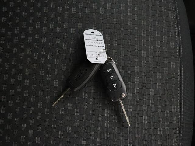 Ford TRANSIT CONNECT 1.5 EcoBlue Automaat Lang | Navigatie | Camera | Trekhaak | Airco | Cruise