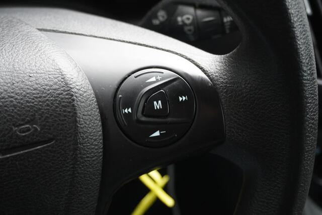 Ford TRANSIT CONNECT 1.5 TDCI 100PK L2 EURO 6 - Airco - Trekhaak - ¤ 6.950,- Excl.