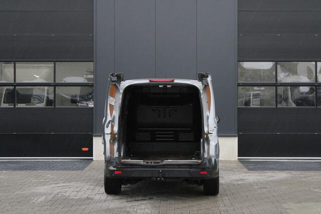 Ford TRANSIT CONNECT 1.5 EcoBlue L2 Limited 120pk - Stoelverwarming - Navi - Camera - Cruise - Trekhaak - Rijklaar