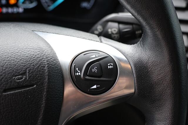 Ford TRANSIT CONNECT 1.5 EcoBlue L2 | Bi-Xenon | Navigatie | Camera | CarPlay | Cruise control | Climate control | Stoelverwarming | Imperiaal | Trekhaak | PDC | Nieuwe APK | NAP Logisch | NL Auto