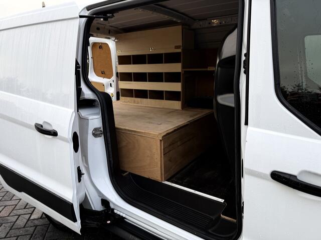 Ford TRANSIT CONNECT 1.5 TDCI 101 PK / L2H1 / 1e EIG. / TREKHAAK / AIRCO / CRUISE / INRICHTING / 3-ZITS