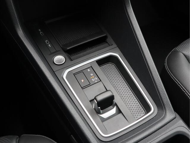 Ford TRANSIT CONNECT 2.0 EcoBlue 120pk Automaat - Limited - Maxi L2 Lang - ACC - Stoelverwarming