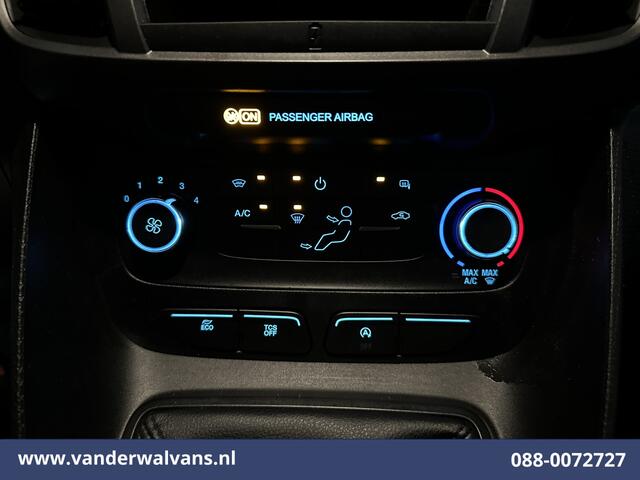 Ford TRANSIT CONNECT 1.5 EcoBlue 100pk L2H1 Euro6 Airco | Camera | Navigatie | Cruisecontrol | Trekhaak Verwarmde voorruit, Parkeersensoren