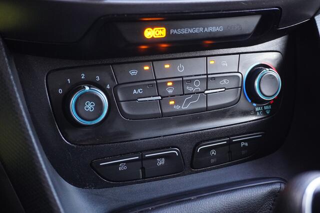 Ford TRANSIT CONNECT 1.5 EcoBlue 100PK L2 EURO 6 - Airco - Cruise - PDC - ¤9.499,- Excl.