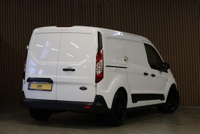Ford TRANSIT CONNECT 1.5 EcoBlue L2 120 PK | CarPlay | Camera | Stoelverwarming | Betimmering | 3-Zitter | Airco | Nieuwe APK | Dealer onderhouden | Euro 6
