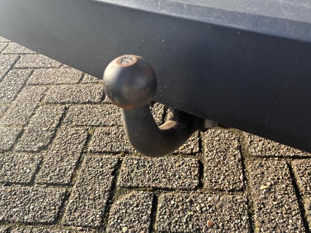 Ford TRANSIT CONNECT 1.5 TDCI L2 Trend 100pk Trekhaak | Airco | Cruise control | Bluetooth | Achterklep