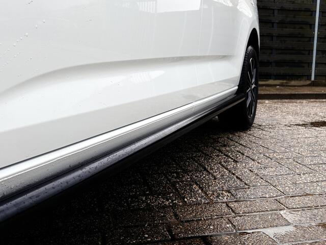 Ford TRANSIT CONNECT 2.0 EcoBlue L2 Trend | LM velgen | All season | Navigatie | Sidebars | Nieuwstaat |